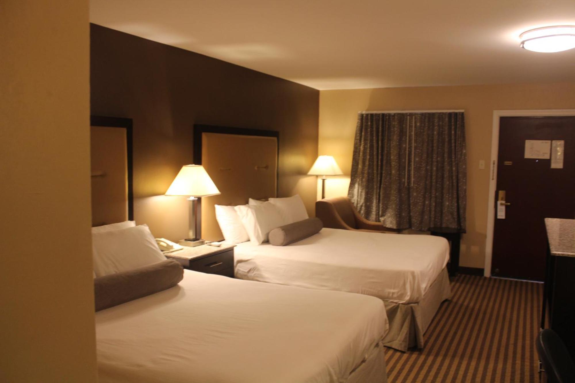 Travelodge By Wyndham เบลล์มาร์ ภายนอก รูปภาพ