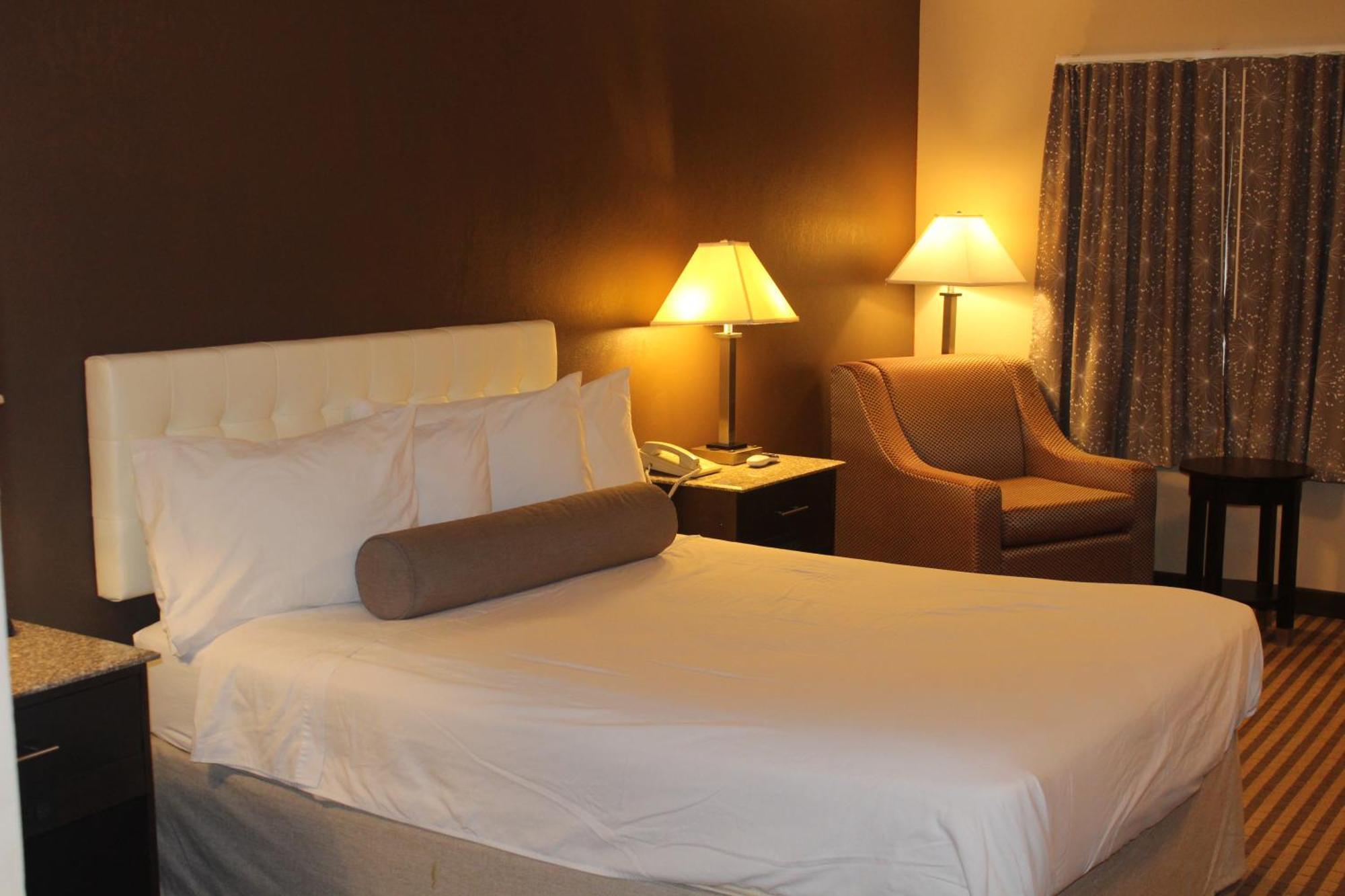 Travelodge By Wyndham เบลล์มาร์ ภายนอก รูปภาพ