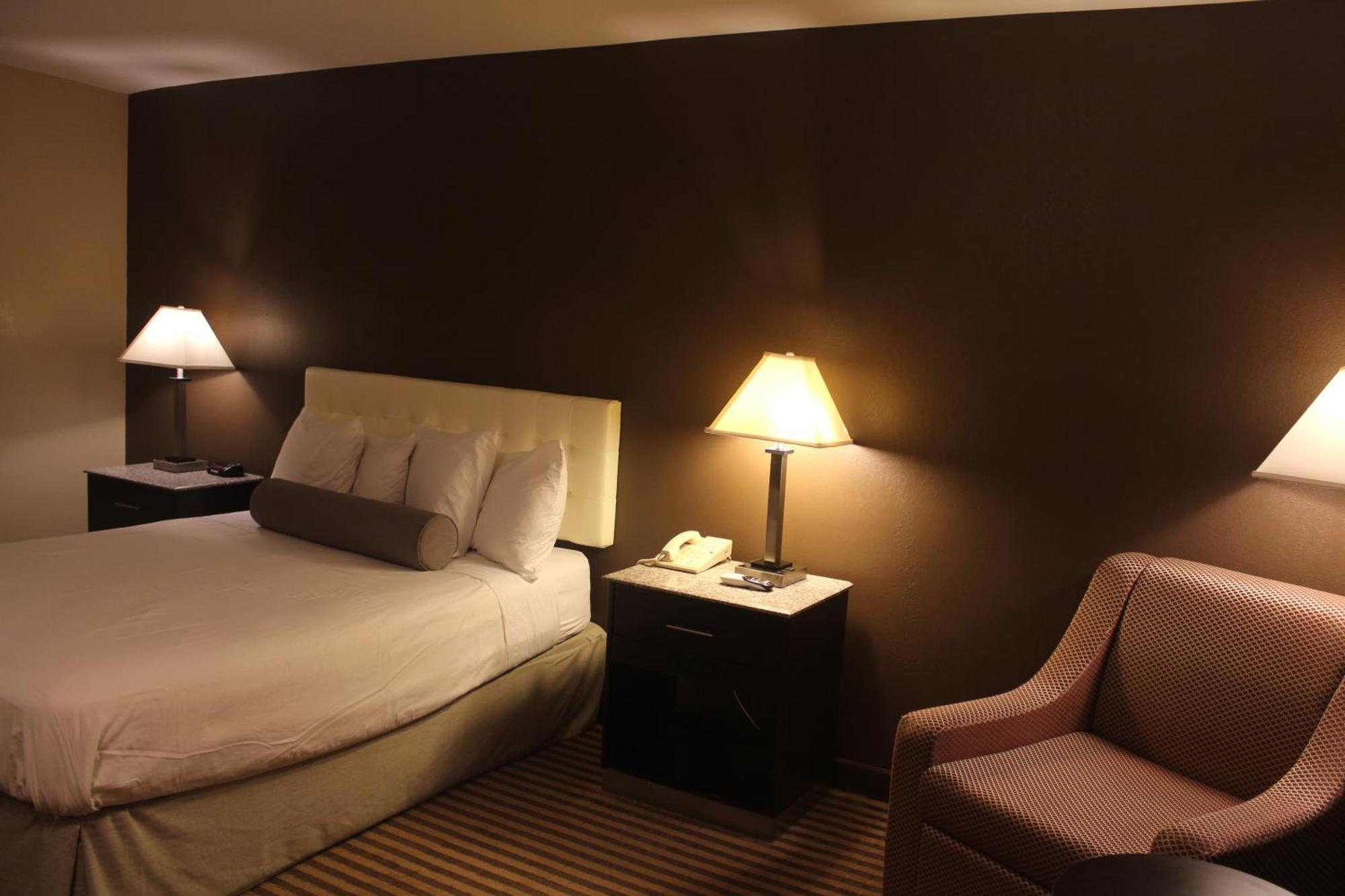 Travelodge By Wyndham เบลล์มาร์ ภายนอก รูปภาพ