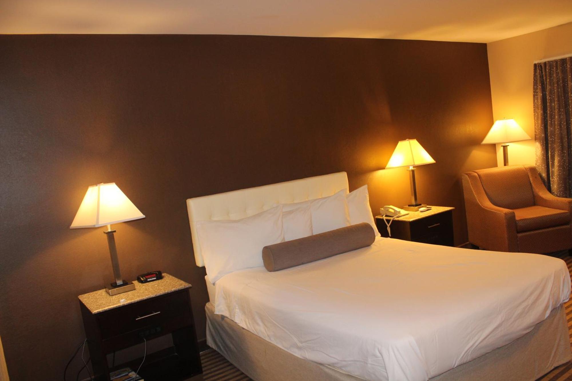 Travelodge By Wyndham เบลล์มาร์ ภายนอก รูปภาพ